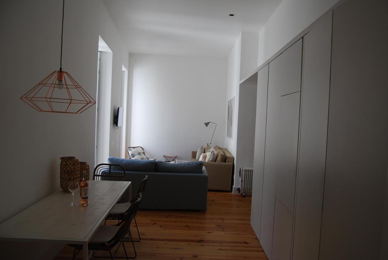 Chiado Downtown Apartment Lisbon Luaran gambar